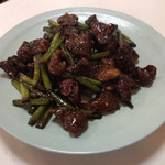 八宝楼 - 蒜苗肝（ニンニクの茎とレバー炒め）