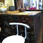 石臼工房 石の屋 - 店内