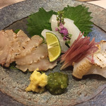あかね - ふぐ塩たたきとあおりいか造り盛り合わせ　間をとって多分￥1740
