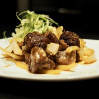 Teppan Dining L’ajitto - 宮崎牛すじ焼き¥1,200