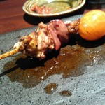 真ゆき - ちょうちんは黄身とモツの火入れを別々にコントロールしてある