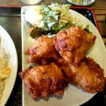 ポンポ子 - 唐揚げハーフ (唐揚げ5個)