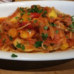 IL TAVOLO - パンチェッタとマッシュルームのトマトソース