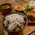 ごはんやtemana - 「おめでとうランチ」雑穀ご飯