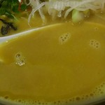 麺や 佐市 - 牡蠣ラーメンのスープ