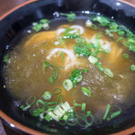 ひなたうどん - 「おぼろうどん」（400円）。ムスメ1はとろろもとろろ昆布も大好き。