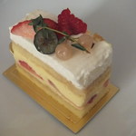 オーボンヴュータン 尾山台店 - ビスキュイ オ フリュイ