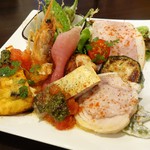 BISTRO&BAR Utage - 2016年7月　本日の前菜盛り合わせ【1000円】本日はこんな感じで。