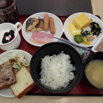 HOTEL AZ - 料理写真:朝食バイキング