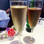 ウシマル - 100%スパークリンググレープジュース