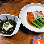よし半 - モズク酢 ＆ サケの焼きびたし（コース料理）（２０１７年１月）