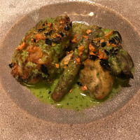 ロスタル - 白子のソテー 添えてある野菜がごぼうレンコンなど
                いわゆるエスカルゴバターでソテーされてます！こんがりトロットで美味しい