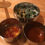 スパイス ラボ ブースト - 春菊のトーレンとセロリのアチャール、生春巻きのソース