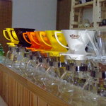 ハルノ珈琲 - ハルノ珈琲：コーノ式ドリッパーで淹れています。※日曜はサイフォンもあり