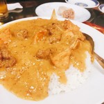 慶楽 - 咖喱牛肉飯。見た目Uglyだが、食うと実質がある。推奨の一皿。