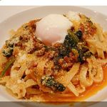 パステリアサポーレ - とろーり半熟卵とほうれん草のボロネーゼ　フェットチーネ　1月のおすすめ