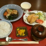 モダン和食スタイル WAZA - 日替わり定食(税込み1,000円)
