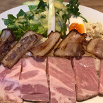 Smoked Bar KoO - 燻製ランチ、本日はショルダーベーコン