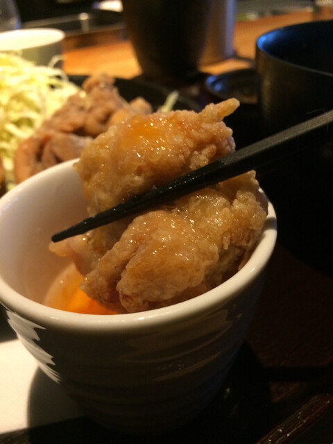 渋谷道玄坂 唐揚げランチは是非生卵をつけていただきたい By さすらいのうぶちゃん 佐五右衛門 サゴエモン 渋谷 焼鳥 食べログ 渋谷道玄坂 唐揚げランチは是非生卵をつけていただきたい By さすらいのうぶちゃん 佐五右衛門 サゴエモン 渋谷 焼鳥 食べログ