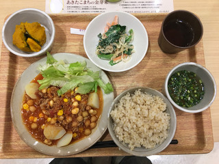 Akita tanita shokudou - チリコンカン定食