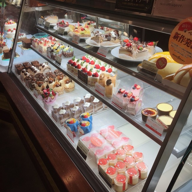 ル フルティエ Momoテラス店 六地蔵 京都市営 ケーキ 食べログ