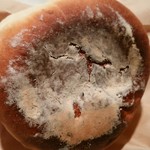 ジャックのパン屋 - 石窯で焼いてるので、そこはいい具合に少し焦げてます