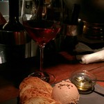 遠藤利三郎商店 - イケメンスタッフお勧めロゼ