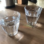 プレジール - お冷はセルフです