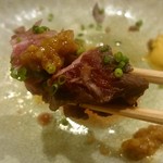 鮨処 多田 - 焼物　まぐろほほ肉の炙り　｢あけがらし｣で食べます