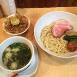 Japanese Soba Noodles 蔦 - 「南高梅つけそば」950円と「すだち飯」200円