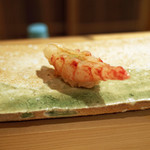 東麻布 天本 - 銚子港であがったぶどうえびの握り