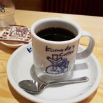 コメダ珈琲店 - ホットコーヒーです。