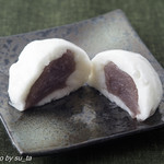 一幸庵 - 椿餅（断面）