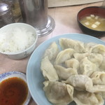 水餃子セットはこのボリュームで750円