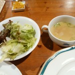 アルバトロス - 最初にサラダとスープ