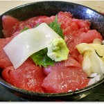 寿司吉 - H28.11　中おち丼－'16　赤色が濃くなったか　800円