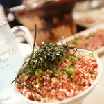 北海道ジンギスカン ちょちょ園 - 牛トロメシ