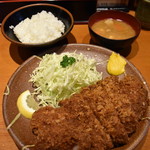 とんかつ丸一 - ロースかつ定食