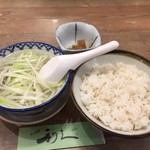 牛たん炭焼 利久 - ご飯スープ