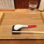 Japanese Soba Noodles 蔦 - お盆とレンゲ、箸