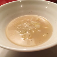 京 静華 - 