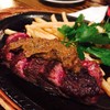 ゼスト キャンティーナ - 料理写真:USプレミアムビーフの牛サガリのハンガーステーキは上のソースがお味の決めて✨