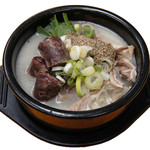 辰家 - スンデクッパ（スンデ入り豚骨スープ）