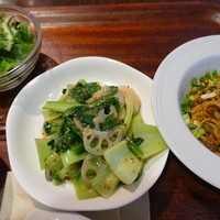 南青山エッセンス - 海老と野菜のマスタード炒め