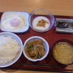 盛岡月が丘食堂 - 朝食セット（３５０円）
