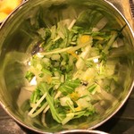 スパイス料理ナッラマナム - 水菜と柚子皮の和え物