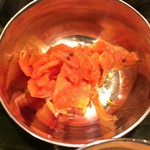 スパイス料理ナッラマナム - 生姜のピクルス