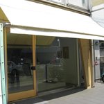 Flat - お店の入り口