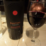 ハンバーグ ウィル - 赤ワインボトル　３４００円