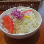 ハンバーグレストラン葦 - 葦特製牛ステーキ丼のサラダ